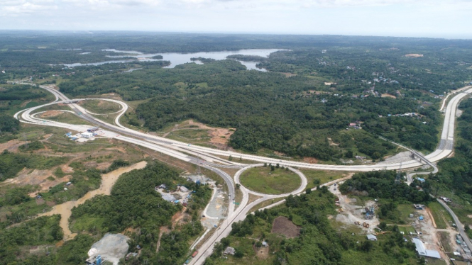 Tol Balikpapan-Samarinda.