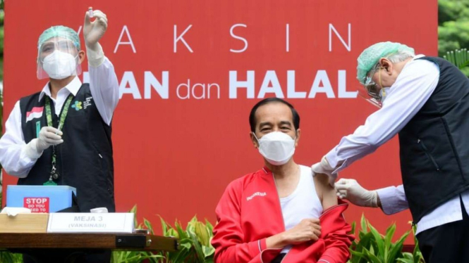 Vaksinasi COVID-19 Presiden Jokowi Untuk Dosis Kedua