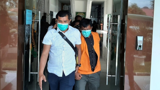 Korupsi berjamaah Rp5,7 miliar, 5 pegawai PUPR Simeulue dijebloskan ke penjara.