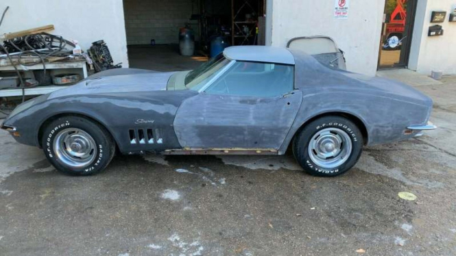 Mobil klasik Corvette 1969 dijual online