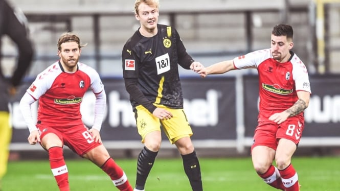 Pertandingan Freiburg vs Borussia Dortmund