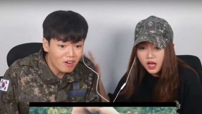 VIVA Militer: 2 remaja asal Korea Selatan takjub melihat aksi Kopassus
