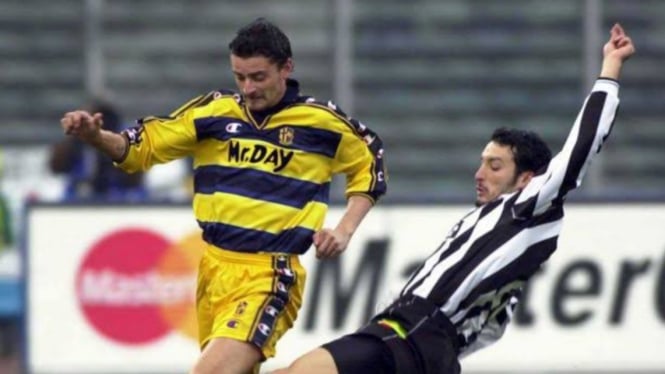 Mantan bek Parma, Luigi Sartor.