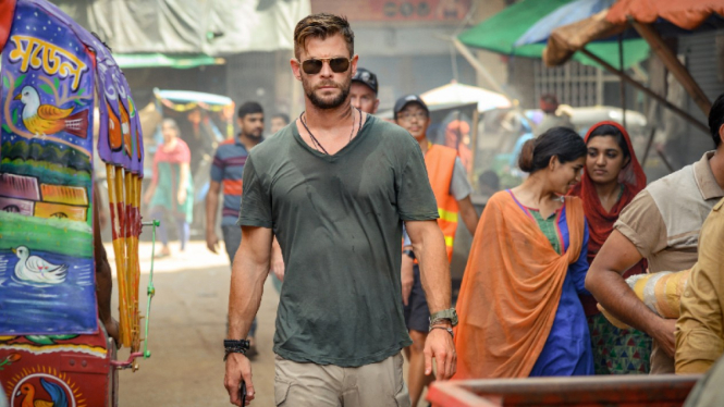 Chris Hemsworth di Extraction.