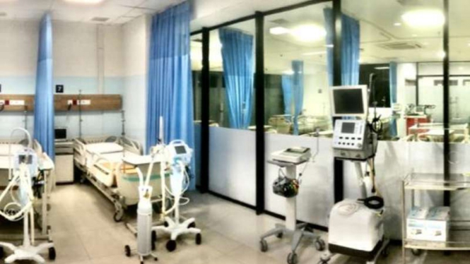 Ruang ICU dan perawatan COVID-19 Siloam Hospital.