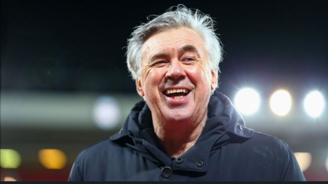 Manajer Everton, Carlo Ancelotti. 