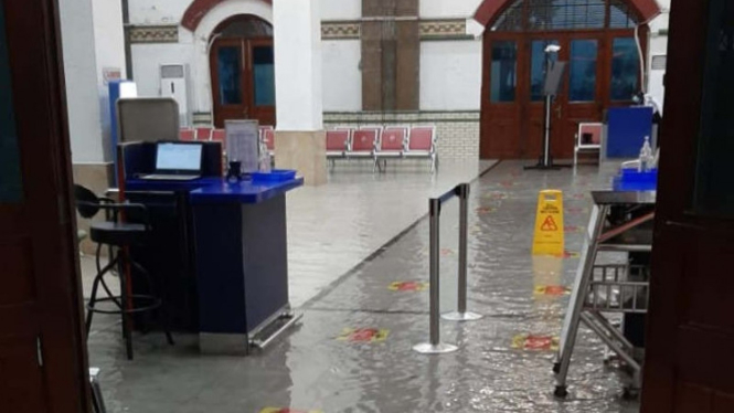 Banjir Stasiun Tawang Semarang (antara)
