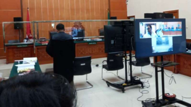 Pengadilan Negeri Jakarta Barat kembali menggelar sidang kasus John Kei.