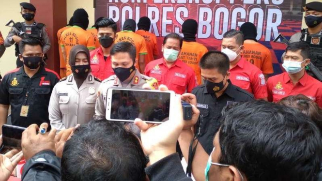 Polisi tangkap para pelaku curanmor di wilayah Bogor.