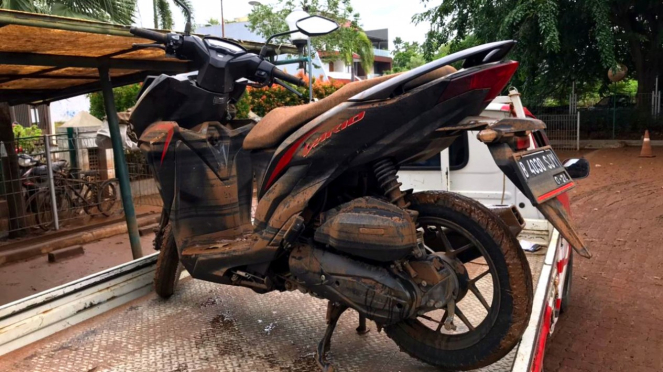 Motor yang terkena dampak banjir