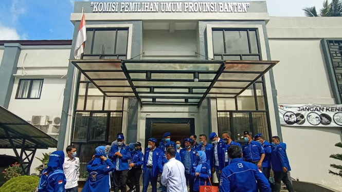 DPD Demokrat Banten datangi KPU