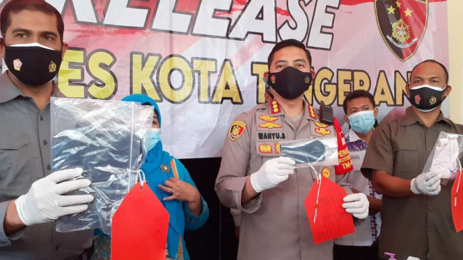 Polisi merilis kasus penganiayaan seorang pria terhadap balita di Tangerang.