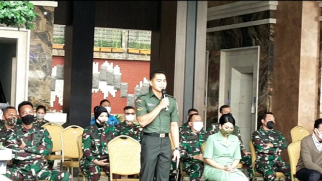 VIVA Militer: Serda Aprilia Manganang menangis mendengar putusan hakim