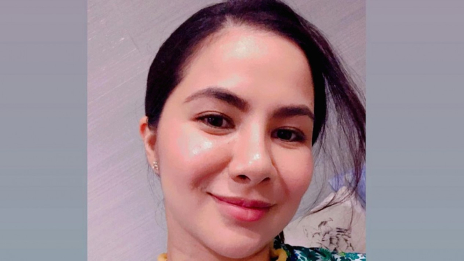 Istri Baru Engku Emran, Noor Nabila