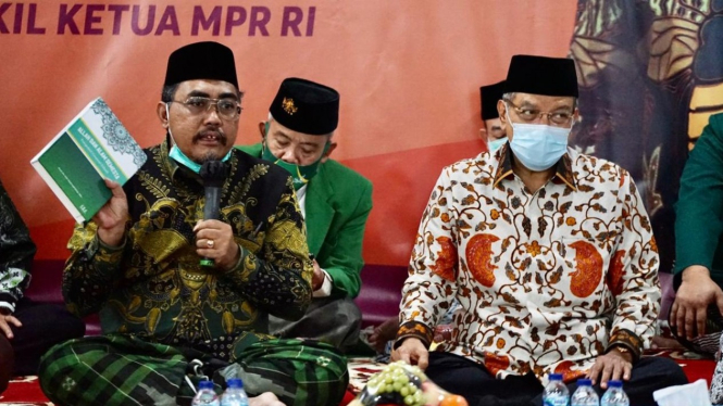 Gus Jazilul Fawaid dan Ketum PBNU Said Aqil Sirodj