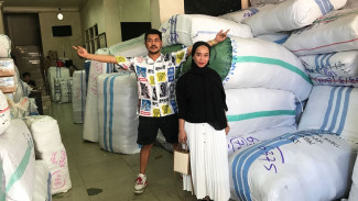 Bisnis Hijab Omzet Miliaran, hingga 3 Gaya Seks di Mobil