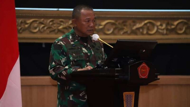 VIVA Militer: Kasum TNI Letjen Ganip Warsito membuka Rakornis POM TNI