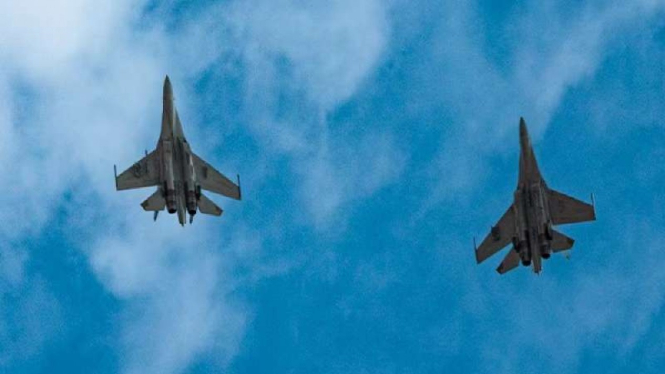 VIVA Militer: Jet tempur Shenyang J-16 Angkatan Udara China (PLAAF)