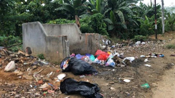 Salah satu pembuangan sampah umum di Kota Kendari