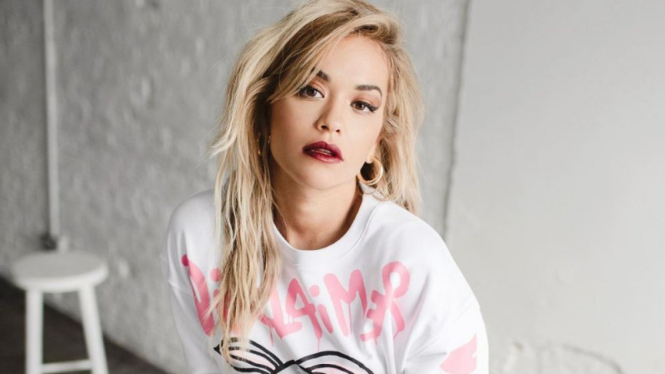 Rita Ora.