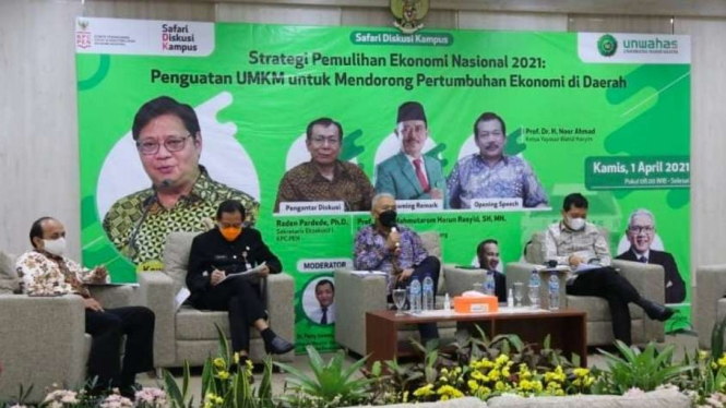 Diskusi KPCPEN di Universitas Wahid Hasyim Semarang, Jawa Tengah.