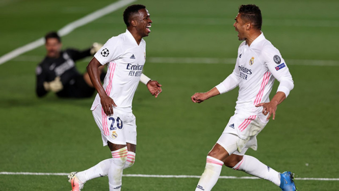 WInger Real Madrid, Vinicius Junior bobol gawang Liverpool.