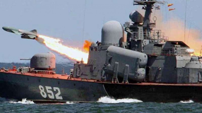 VIVA Militer: Kapal rudal jelajah Type 22 Angkatan Laut Rusia (VMF)