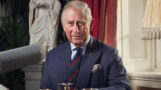 Pangeran Charles Disebut yang Bersikap Rasis ke Anak Meghan Markle