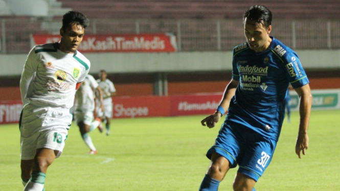 Pertandingan Persib Bandung melawan Persebaya Surabaya di Piala Menpora 2021