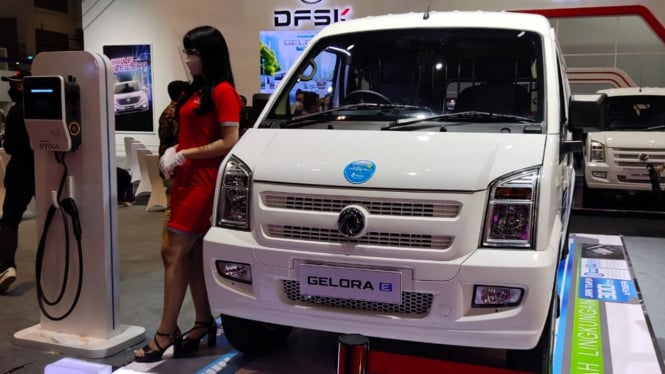 Mobil DFSK Gelora E