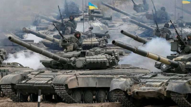 VIVA Militer: Armada tank Angkatan Darat Ukraina 