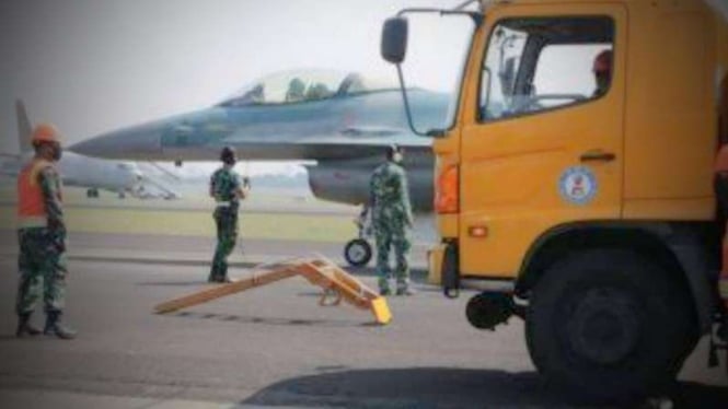Terungkap Cara TNI Isi Bensin Pesawat Tempur Tanpa Matikan
