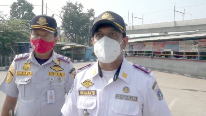  Kepala Terminal Lintas Lebak Bulus, Hernanto 