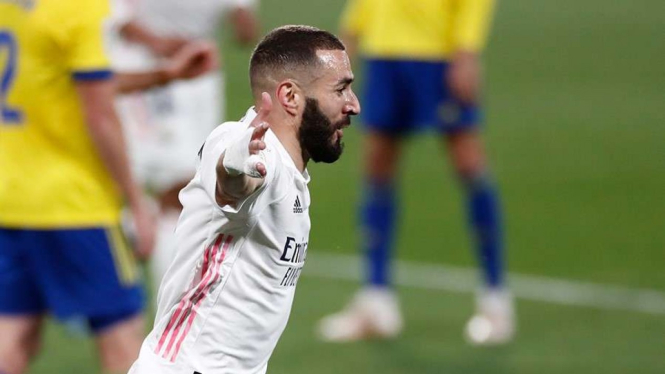 Benzema cetak gol ke gawang Cadiz