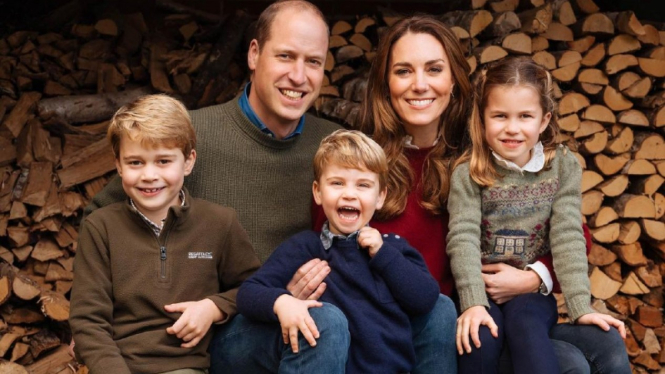 Pangeran William, Kate Middleton, George, Charlotte dan Louise.
