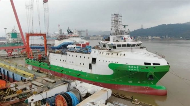 Kapal Scientific Salvage Tansuo 2 milik China