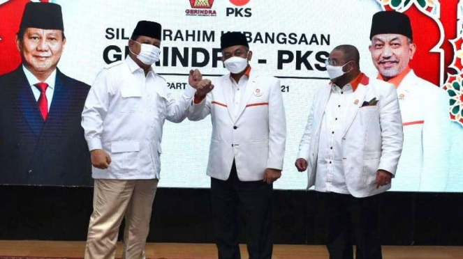 Ketum Gerindra Prabowo Subianto bertemu dengan Presiden PKS Ahmad Syaikhu.