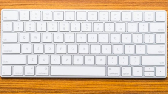 Alasan Susunan Huruf di Keyboard Tidak Sesuai Abjad Alias Acak