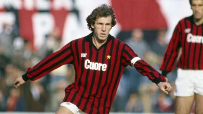 Franco Baresi saat memperkuat AC Milan.