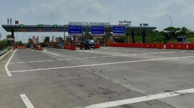 Vogunung Toll Gates Surabaya.