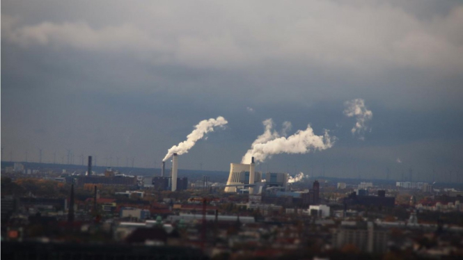 ilustrasi polusi dari pabrik