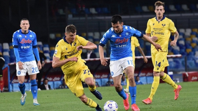 Pertandingan Napoli vs Hellas Verona