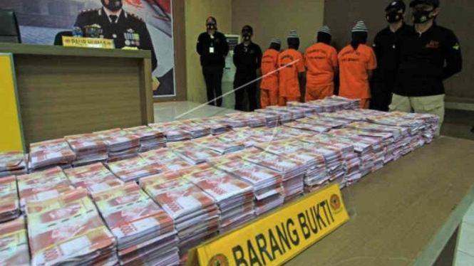 Polisi pamerkan barang bukti uang palsu senilai Rp11,5 miliar