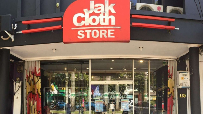 Sejumlah 18 Jakcloth Store akan ditutup imbas pandemi COVID-19.