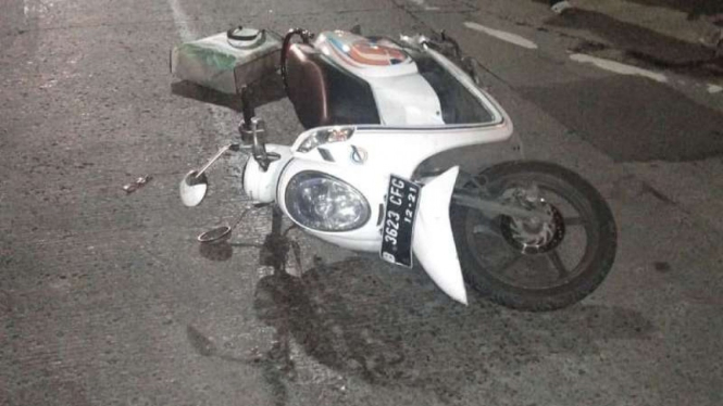 Kecelakaan di Jalan S Parman Jakarta akibat tumpahan solar