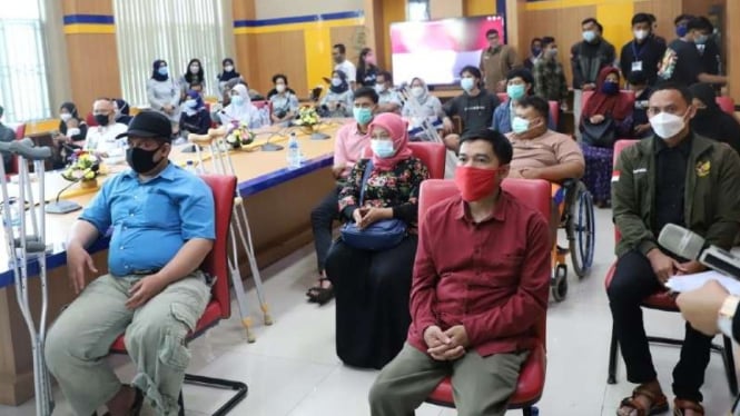 Korban kecelakaan lalu lintas yang terdampak mengalami cacat atau disabilitas asal Jabodetabek mendapat alokasi alat bantu jalan.