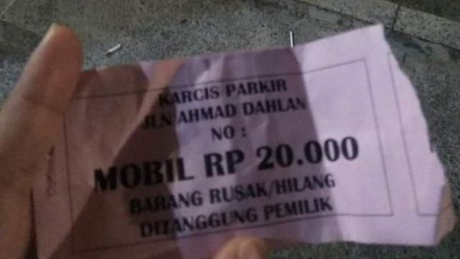Viral tarif parkir Rp20 ribu di Yogyakarta.
