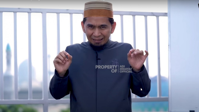 Ustaz Adi Hidayat