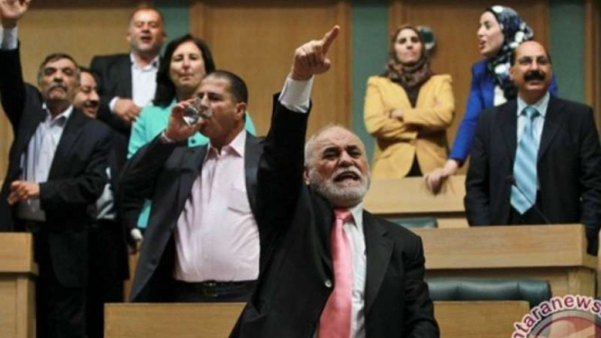 Anggota parlemen Yordania serukan penolakan putusan pemerintah menaikkan BBM