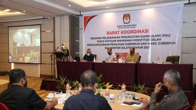 Anggota Bawaslu Ratna Dewi Pettalolo saat Rakor Persiapan PSU Pilkada Kalsel